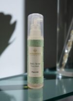 Anti Acne Face Wash with Neem & Tea Tree for clear skin